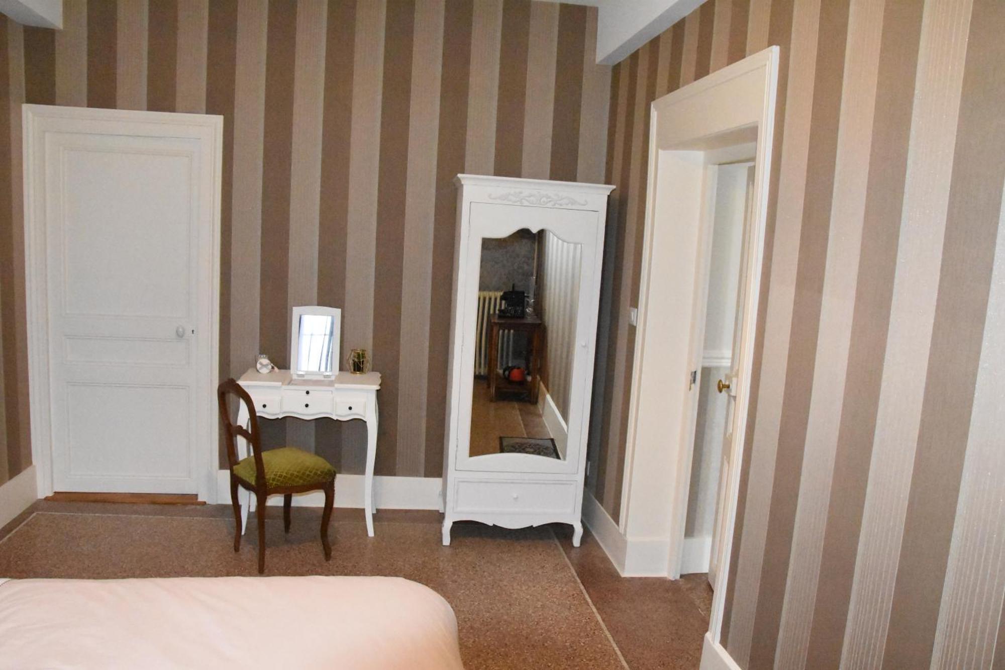 Les Chambres Du Foulot Бон Экстерьер фото