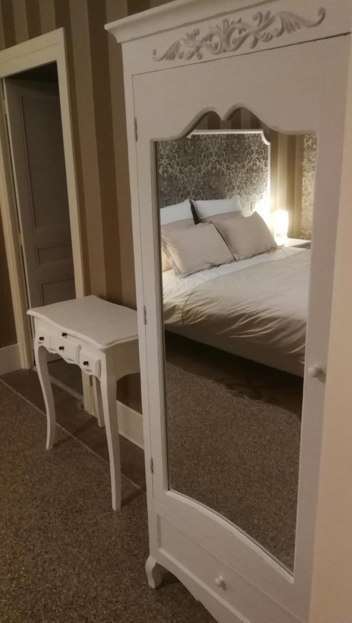 Les Chambres Du Foulot Бон Экстерьер фото